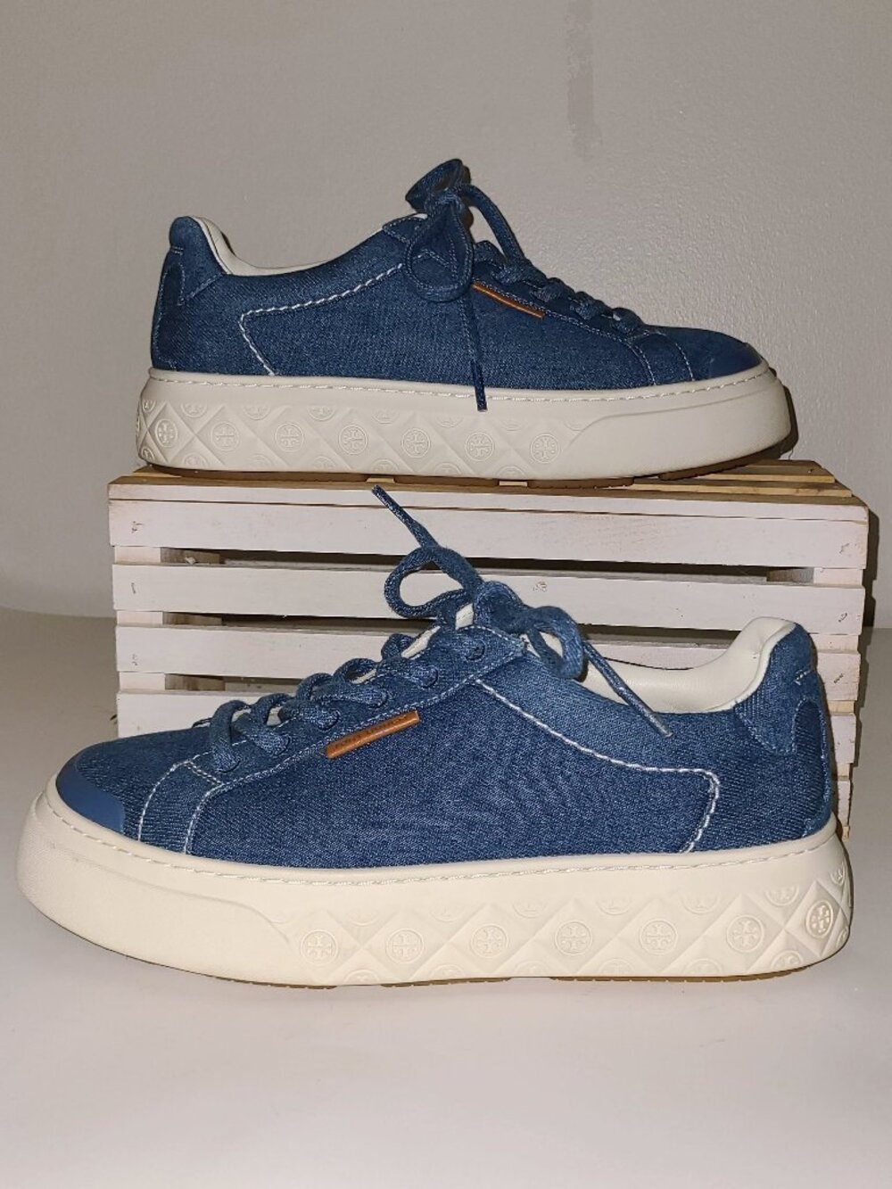 TORY BURCH Ladybug Denim Azul Platform Sneakers, Size 8.5